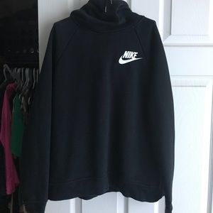 Women’s Nike funnel hoodie